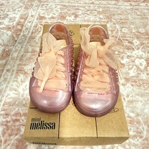 Mini Melissa Shiny Peach-Pink Jelly Sneakers with Organza Bow Laces
